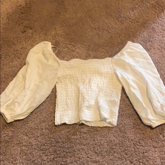 Shirts sizes smal to large - Picture 5 of 5